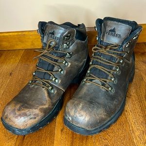 Men's Everest Dark Brown Water Proof Hiking Boots Size 10